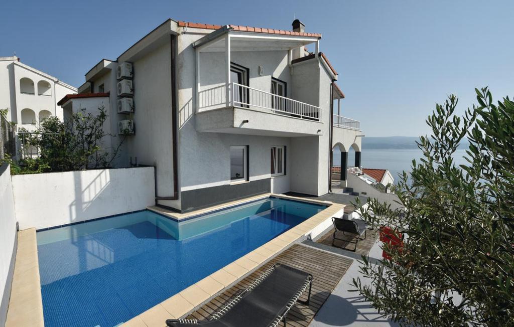 Beach State Of Art, Balica Rat Stanici Dış mekan fotoğraf